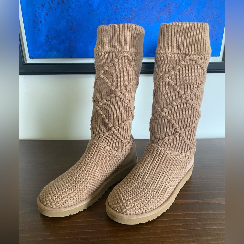 UGG Classic Argyle Knit Sweater Boots Size 10